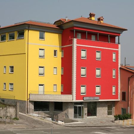 Hotel 5 Vie Almenno San Salvatore エクステリア 写真