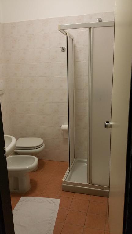 Hotel 5 Vie Almenno San Salvatore 部屋 写真