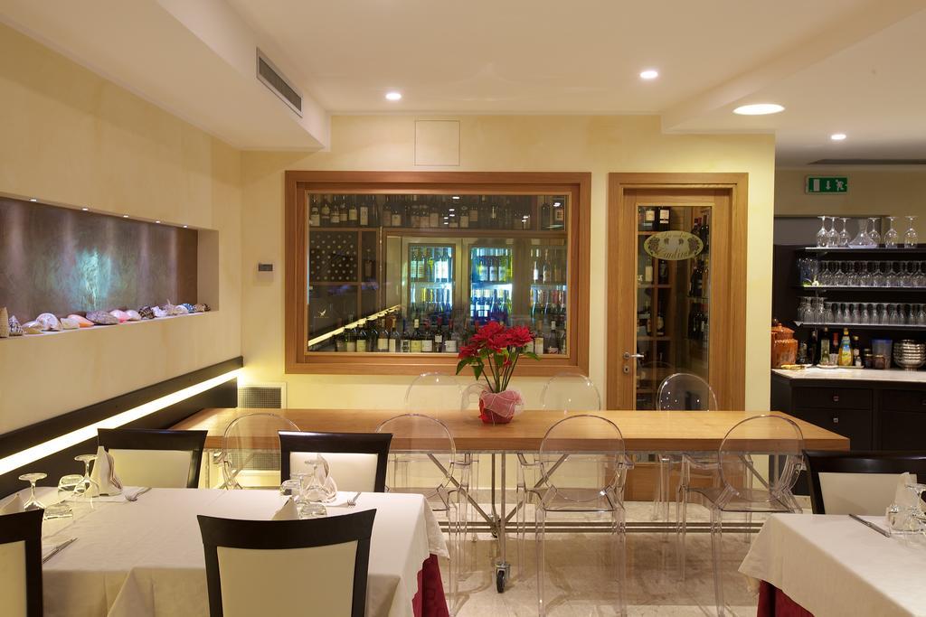 Hotel 5 Vie Almenno San Salvatore エクステリア 写真