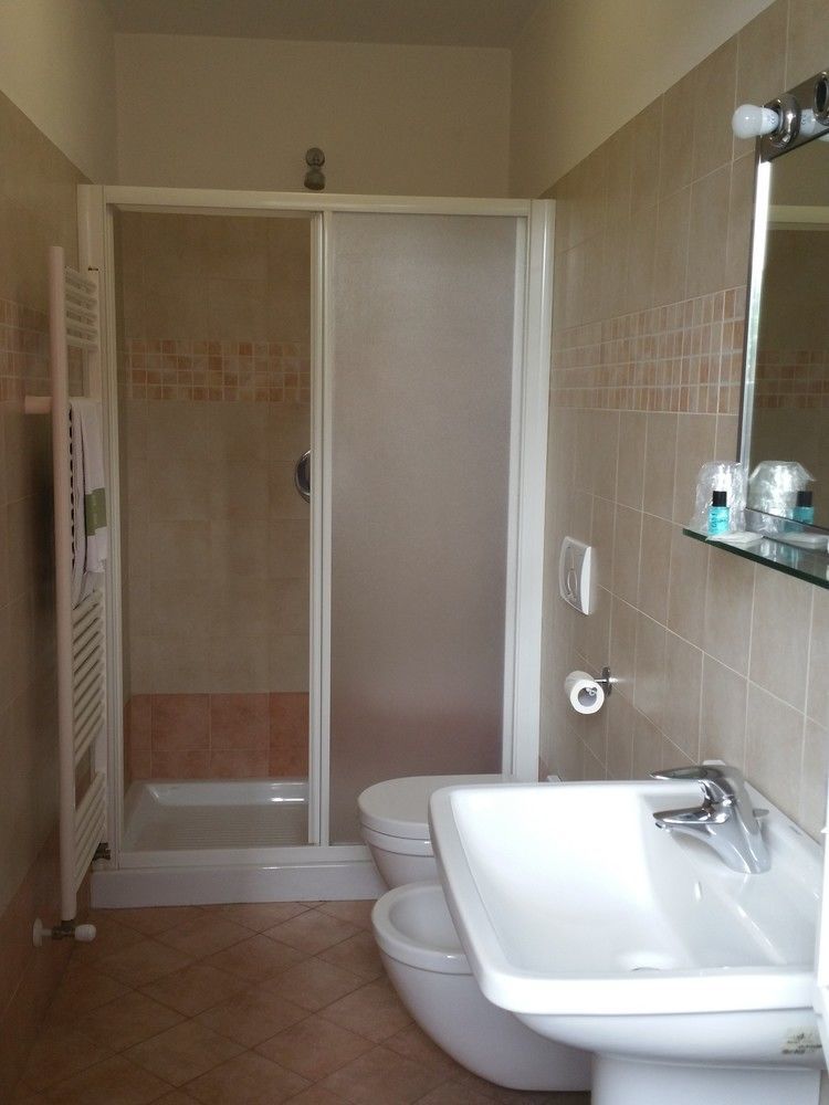 Hotel 5 Vie Almenno San Salvatore エクステリア 写真